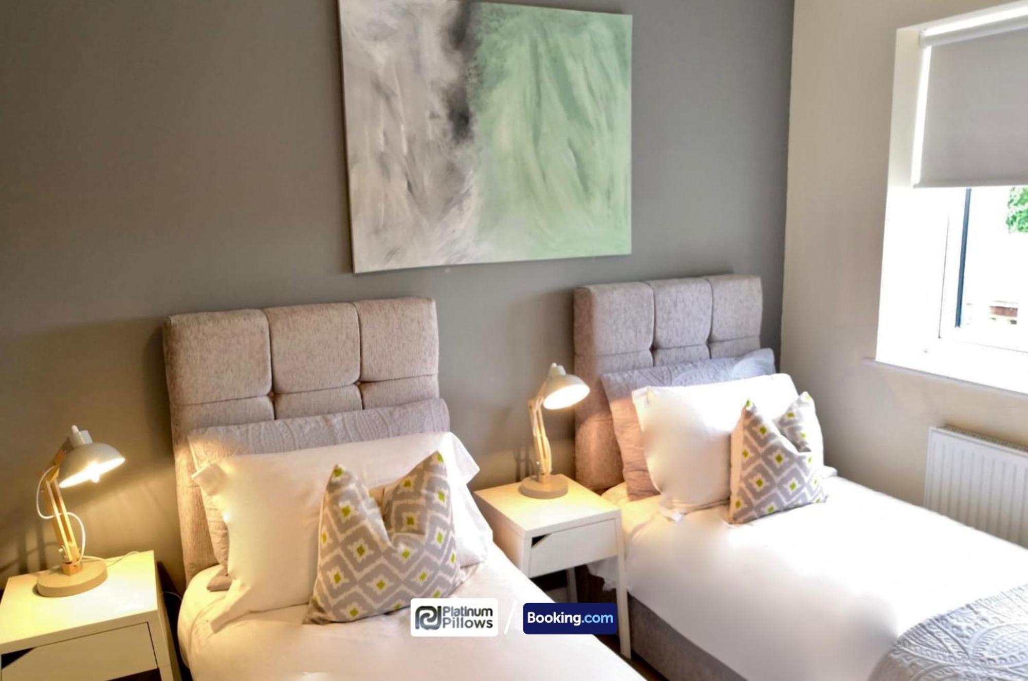 Modern Oxford 2 Bedroom Apartments, Near Headington Hospital, Families & Contractor Accommodation With Parking Exterior photo